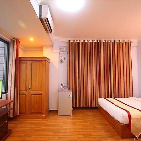 Hotel United Мандалай Екстер'єр фото