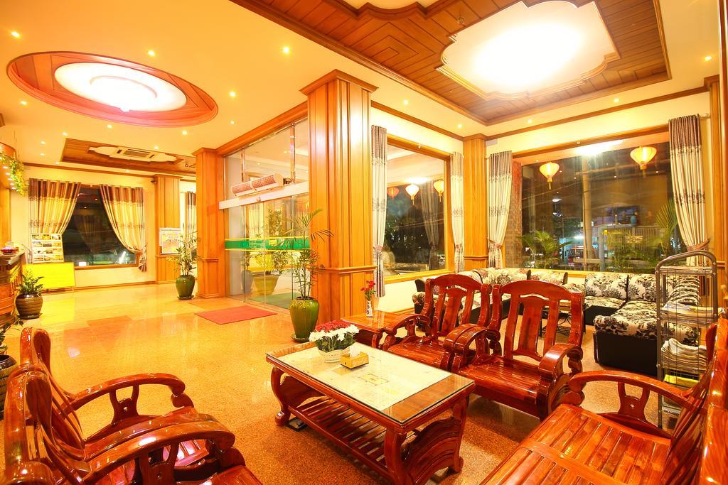 Hotel United Мандалай Екстер'єр фото