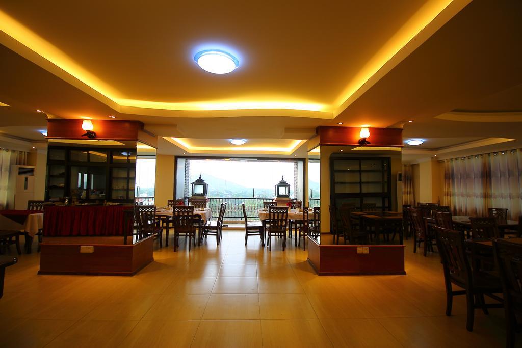 Hotel United Мандалай Екстер'єр фото